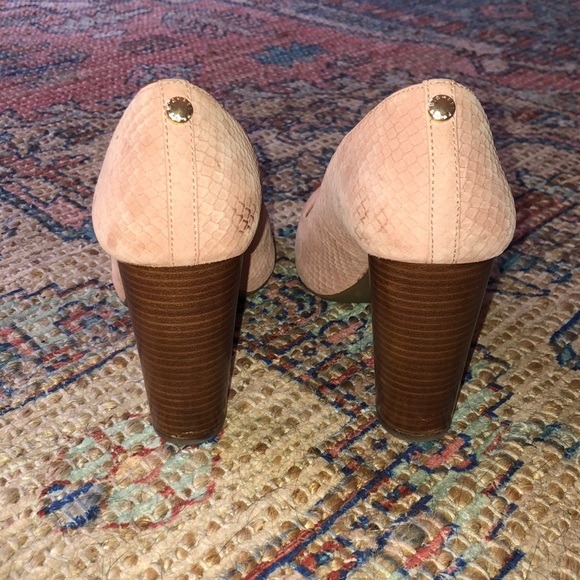 Michael Kors Heels *LIKE NEW* - Picture 4 of 5